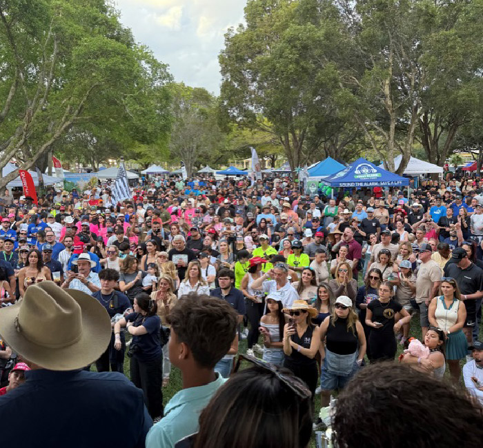 pig roast home square-01